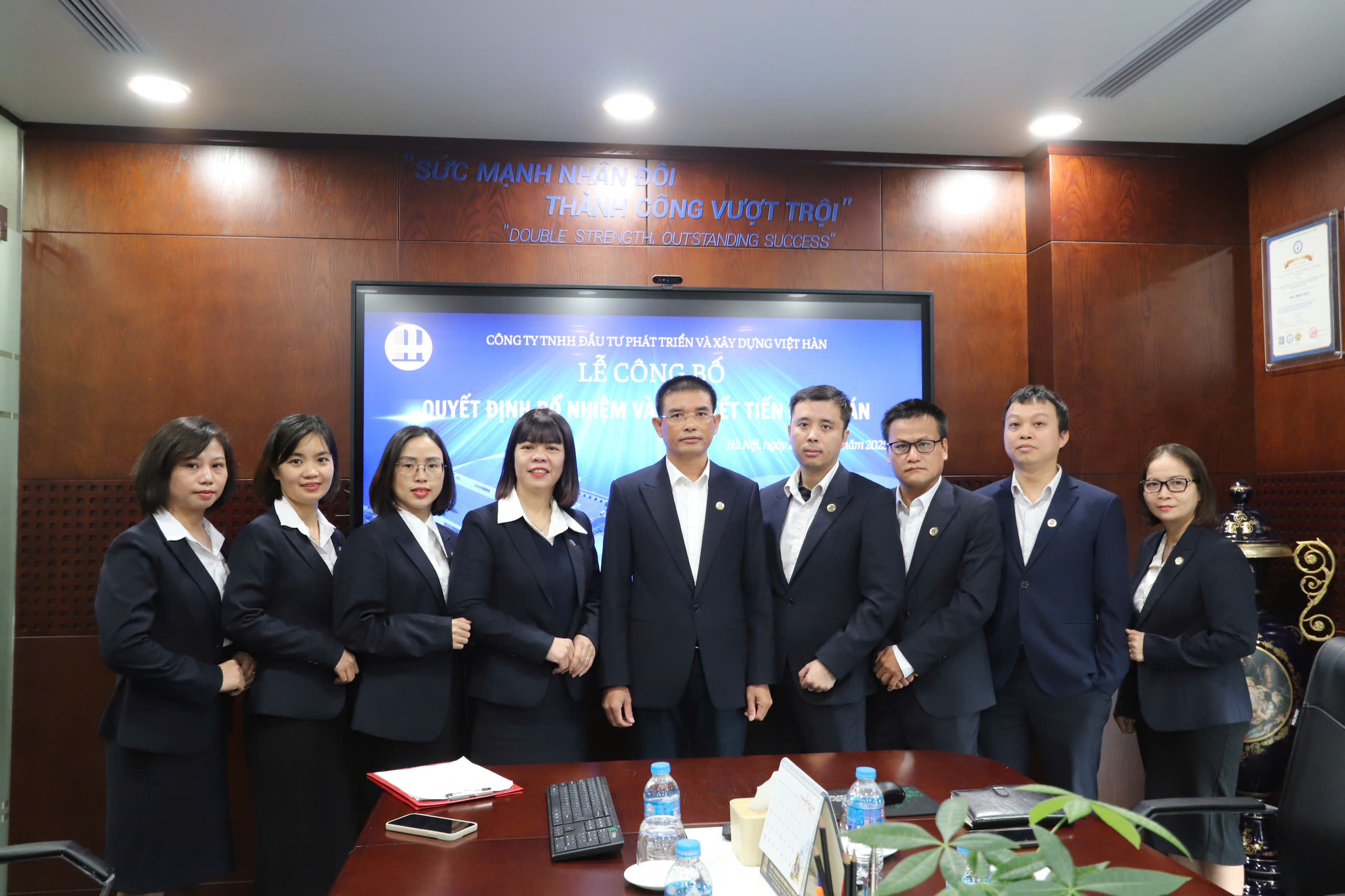 LỄ CÔNG BỐ QUYẾT ĐỊNH BỔ NHIỆM VÀ CAM KẾT TIẾN ĐỘ CÁC DỰ ÁN NĂM 2025